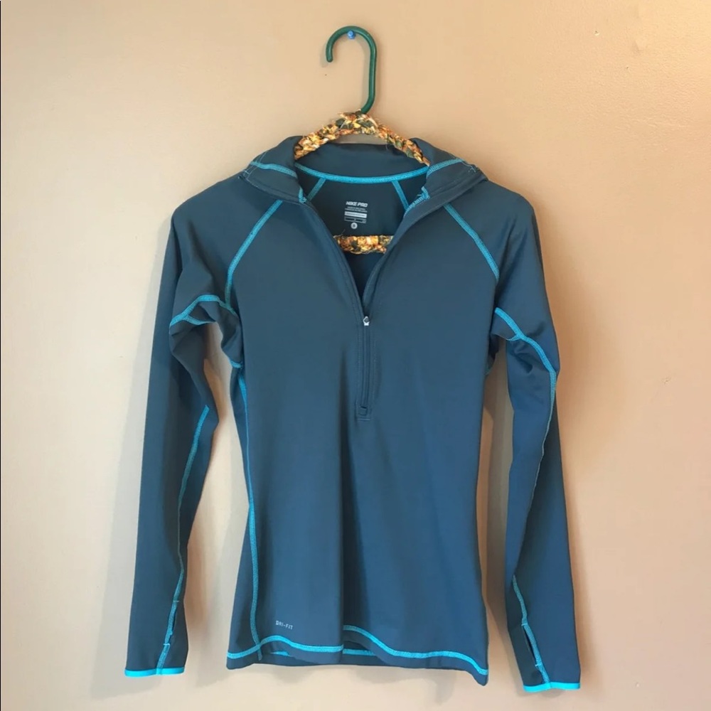 Nike Zip Up Pullover